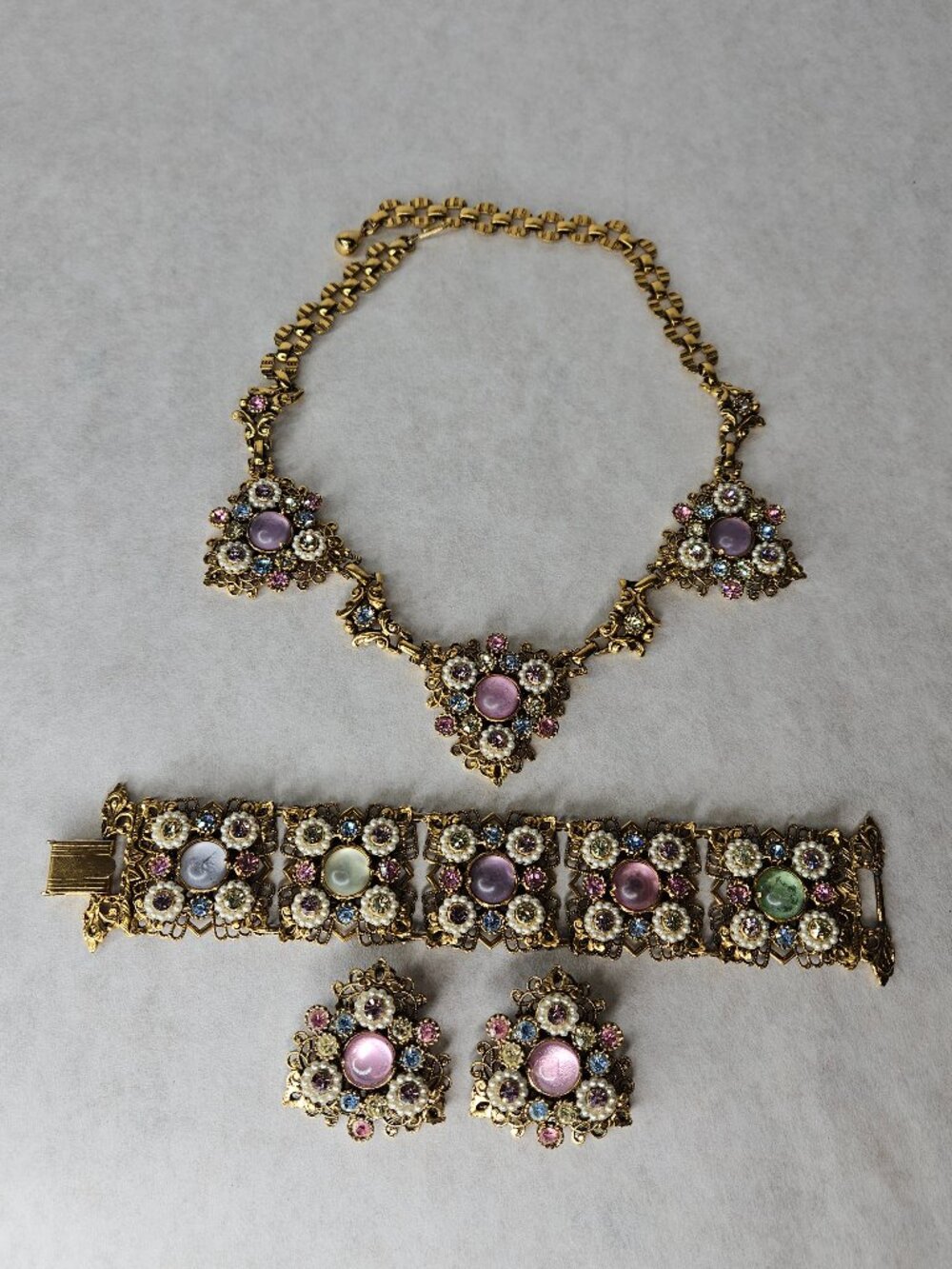 Vintage Selro Costume Jewelry Gemstone Necklace Earrings Bracelet Set